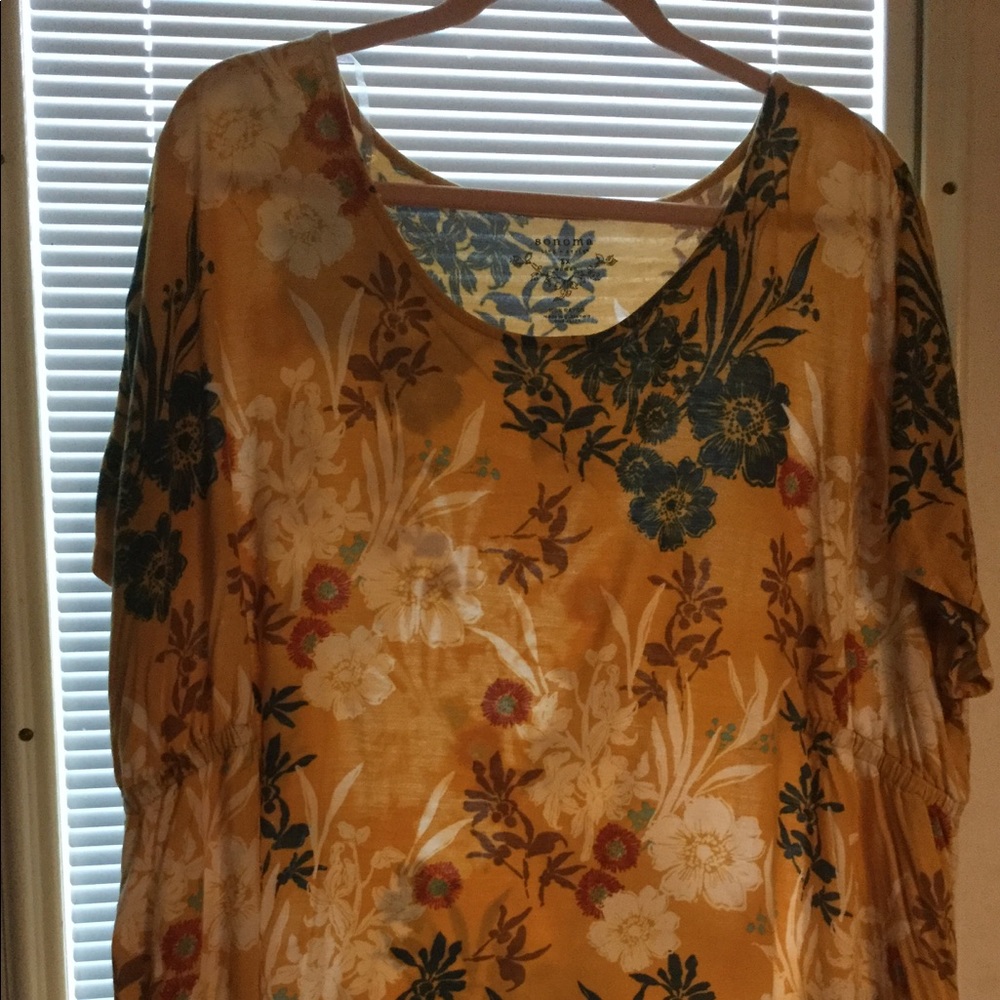 Short sleeve tee